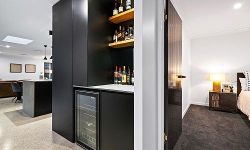 mini bar area